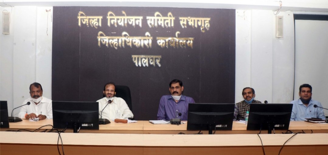 Adarsh Maharashtra | स्थलांतरित मजुरांचा प्रश्न सोडविण्यासाठी प्रयत्न करणार,आदिवासी विकास...