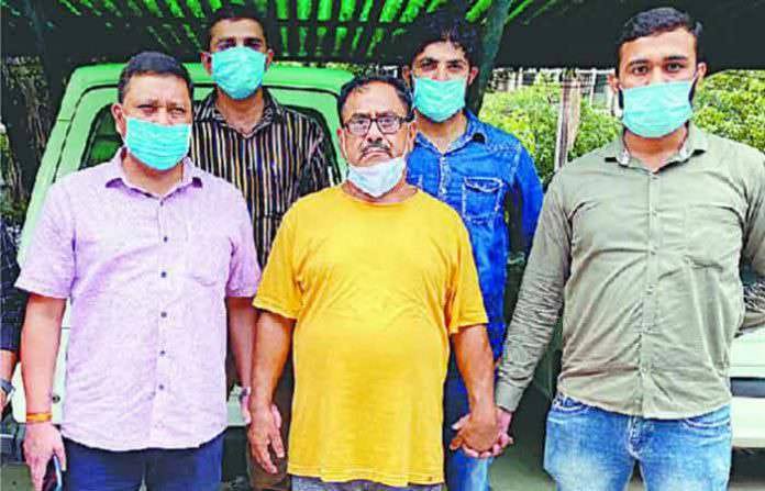 Adarsh Maharashtra | भयंकर!डॉक्टर बनला हैवान, 100 जणांने खून करून मगरींना खाऊ घातलं