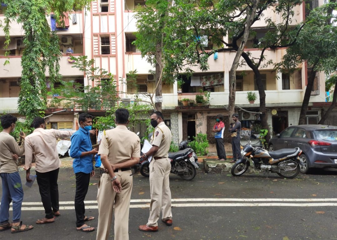 Adarsh Maharashtra | विक्रोळीतील घरात कुजलेल्या अवस्थेत मृतदेह आढळला...