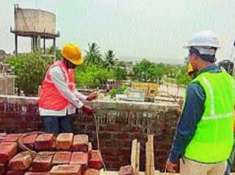 Adarsh Maharashtra | 12 लाख बांधकाम कामगारांना प्रत्येकी दोन हजार रुपयांची मदत; राज्य सरकारची...